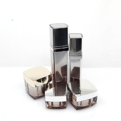 China Custom Logo Printed Makeup Packaging Collection / Cosmetic Packaging Set With Pump Sprayer Cap