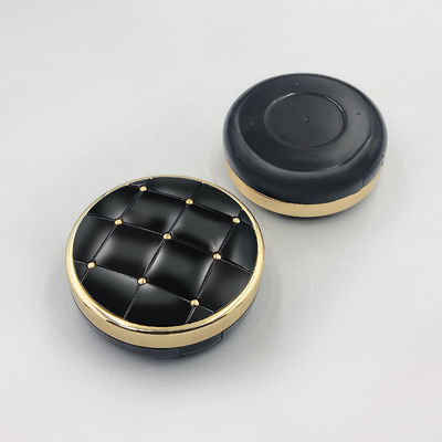 China Round Plastic Refillable Cushion Foundation Case with Snap Closure for Cosmetics / Skin Care